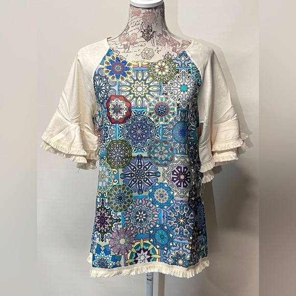 MISSLOOK Cream and‎ blue medallion print top size S. - Picture 1 of 13